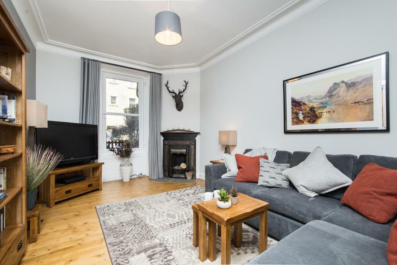 Appartement Beautiful, Traditional 2 Bedroom Main Door Flat